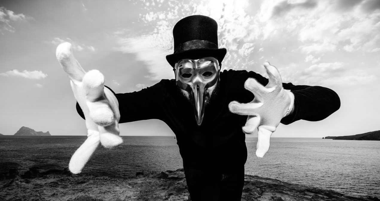 Claptone in Cancun. The emogmatic producer will take center stage this Friday, Februeary 2nd at HRoof.